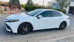 تۆیۆتا کامری